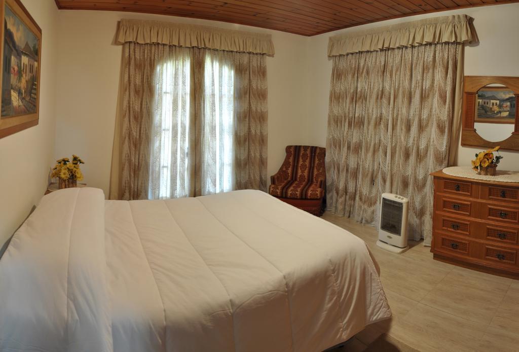Hotel Vila Regina Campos do Jordao Bagian luar foto